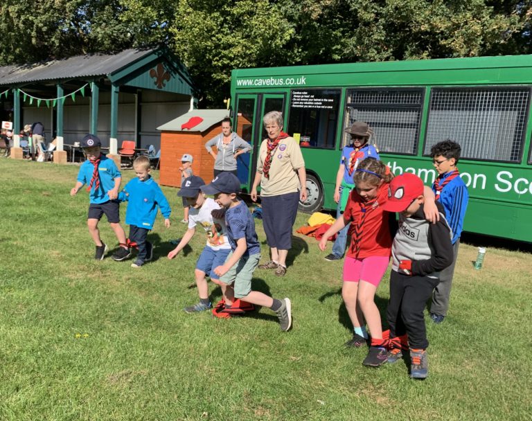 Contact 5th Rugby (Newbold) Scout Group